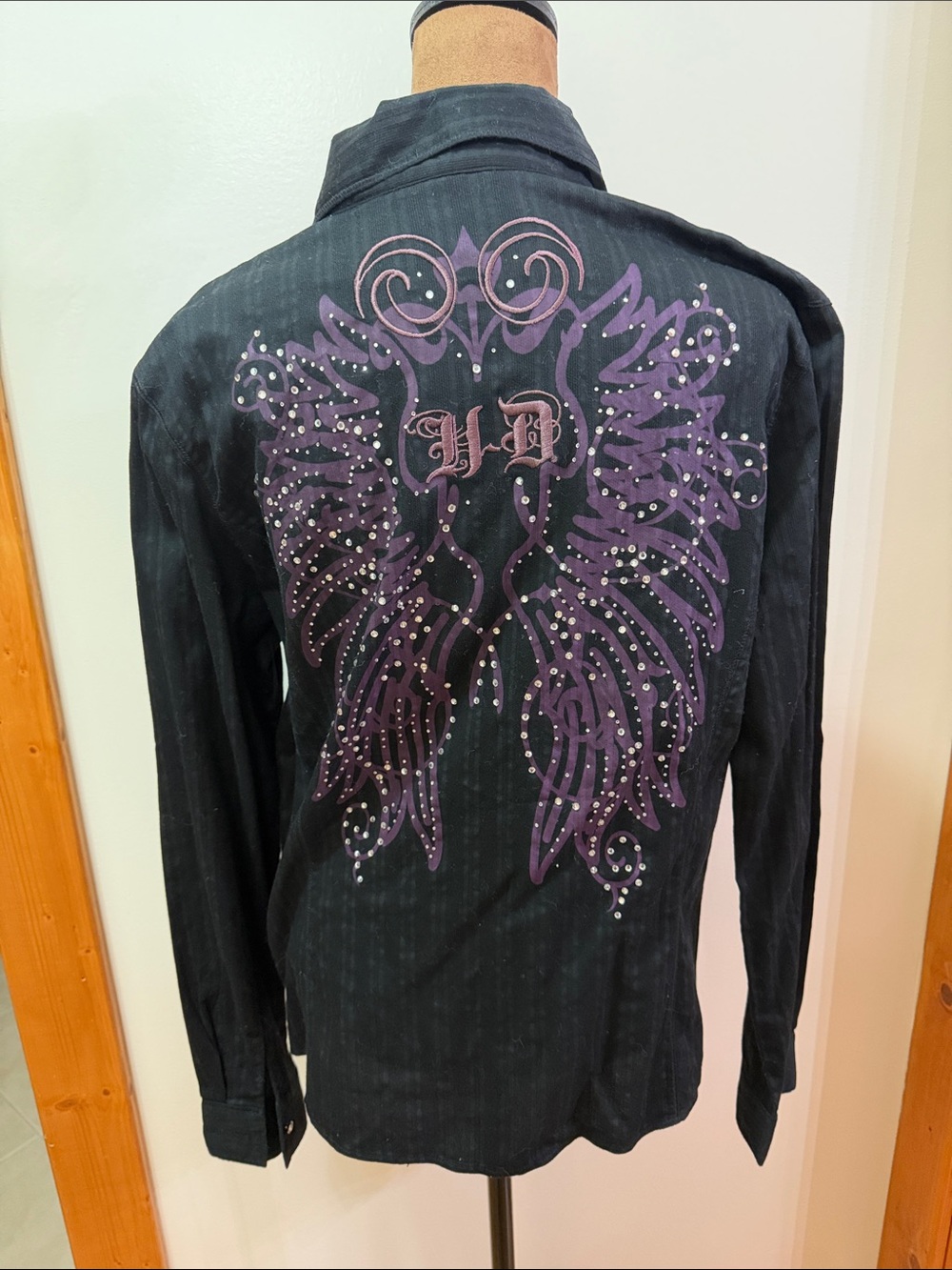 Harley-Davidson Black Button-Down Shirt with Pink Logo and Rhinestones Like New